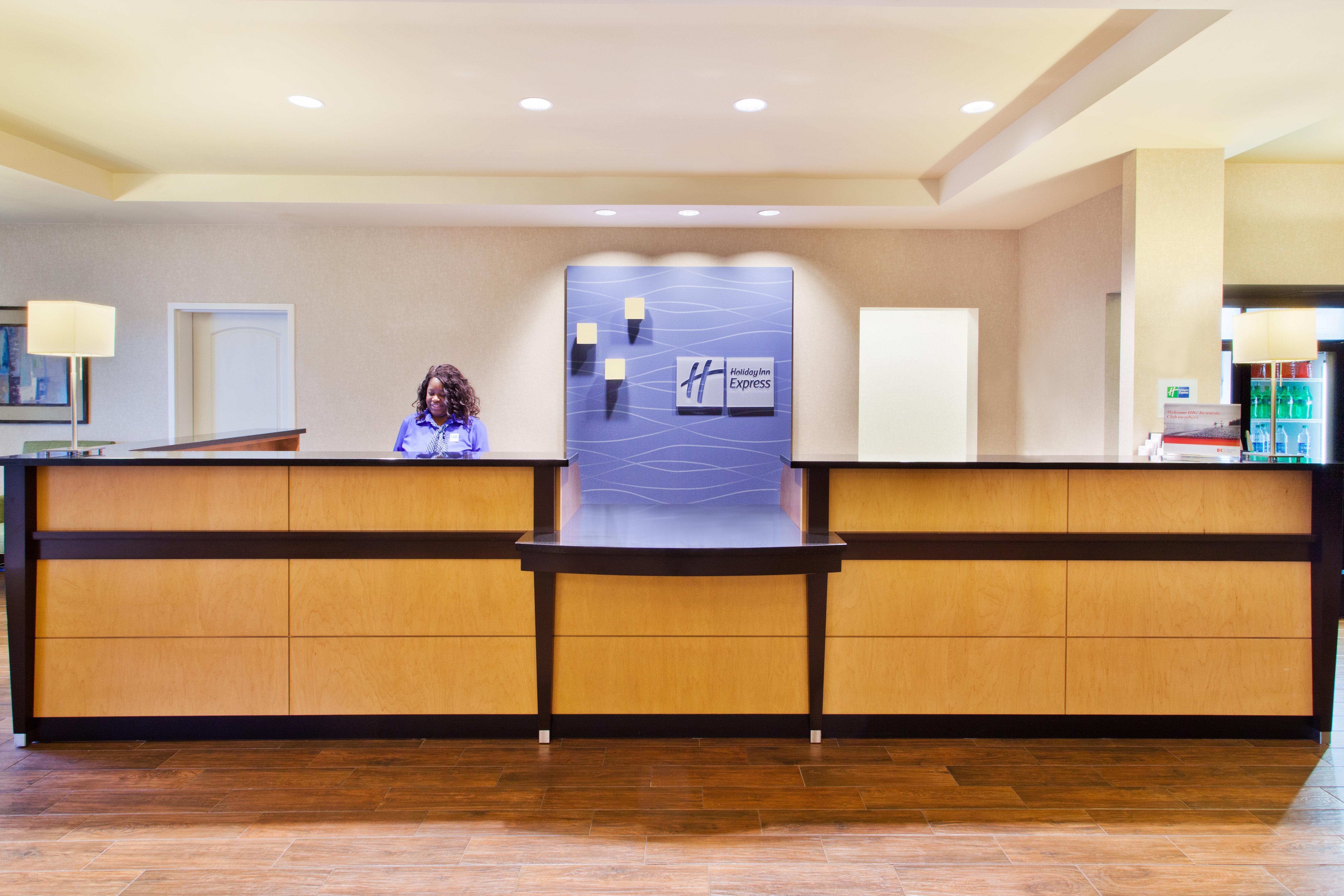 Holiday Inn Express Hotel & Suites Huntsville West - Research Park By Ihg Extérieur photo